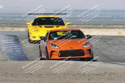 media/Sep-15-2024-Speed Ventures (Sun) [[7a54f7ed2f]]/Black Group/Session 1 (Outside Grapevine)/